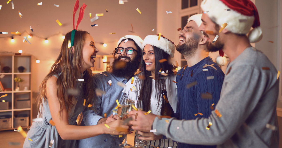 8 Holiday Gift Ideas for Corporate Clients That Reflect Your Brand