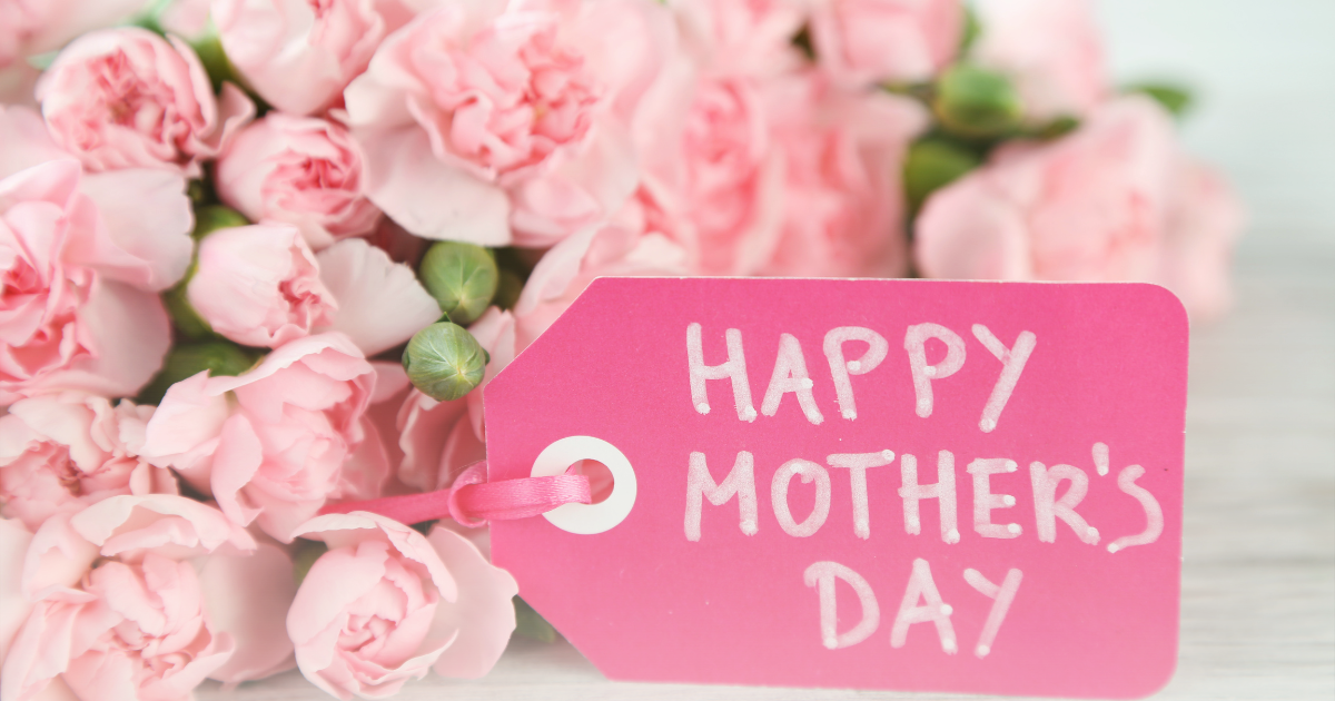 9 Gift Ideas for Celebrating Mother’s Day in the Workplace
