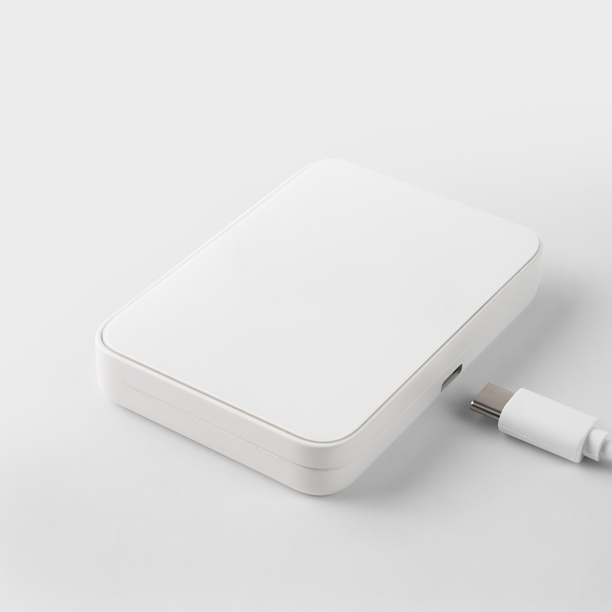 Vivache MagSafe Travel Charging Station